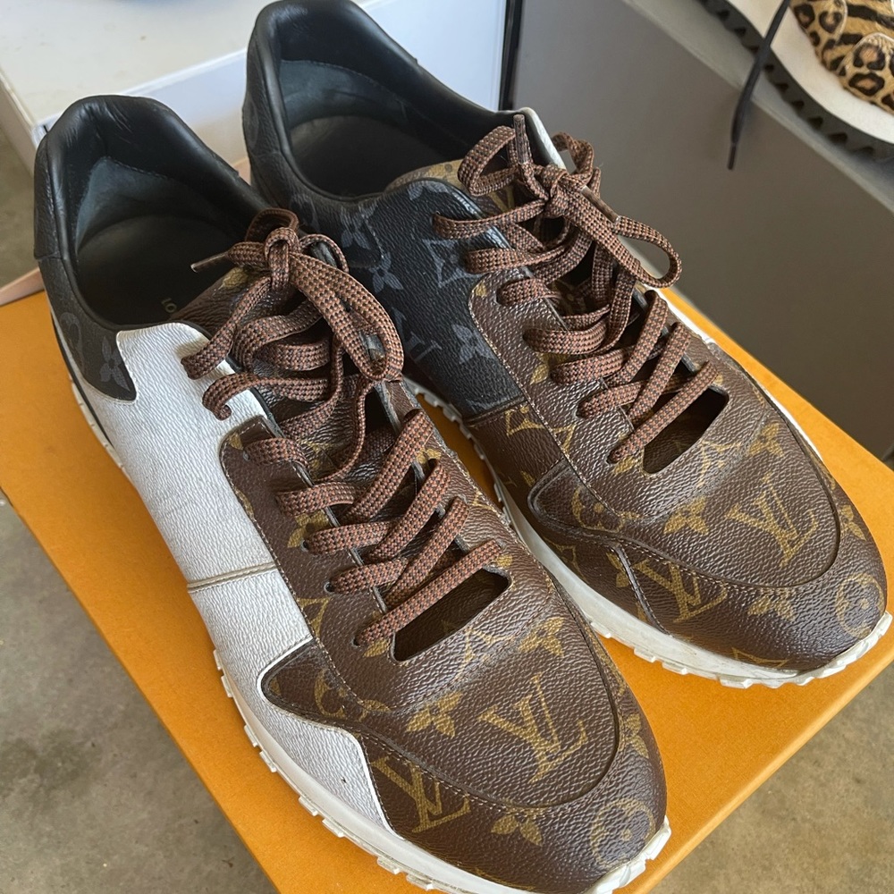 LV Sneakers